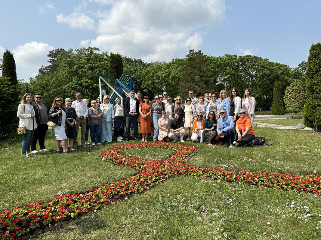 On May 26, a solemn event was held to mark the International Day of Remembrance for People Who Died from AIDS